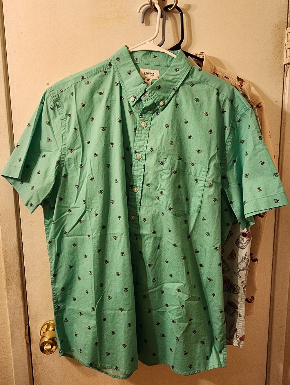 Sonoma Mint Green Short-Sleeve Button-Down Shirt with Palm Motif